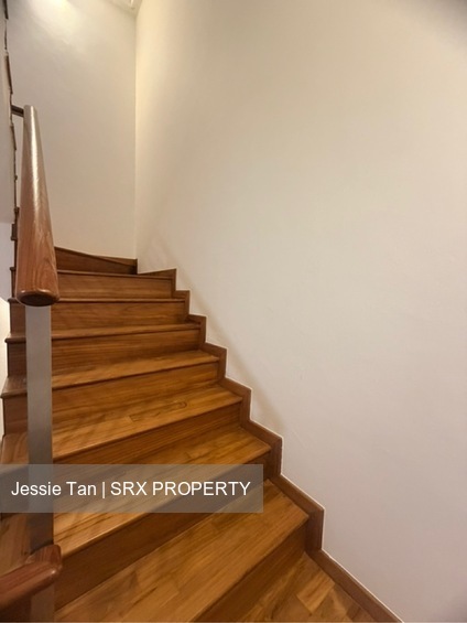 Phillips Avenue (D19), Terrace #514407241